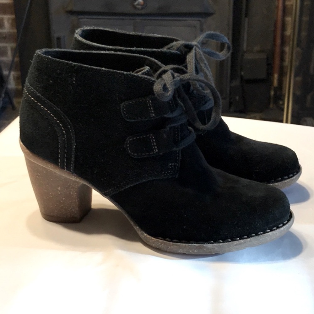 CLARK ARTISAN BOOTIES! Exciting winter look! ♟